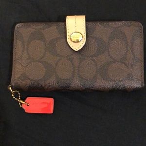 Coach Wallet/Phone case